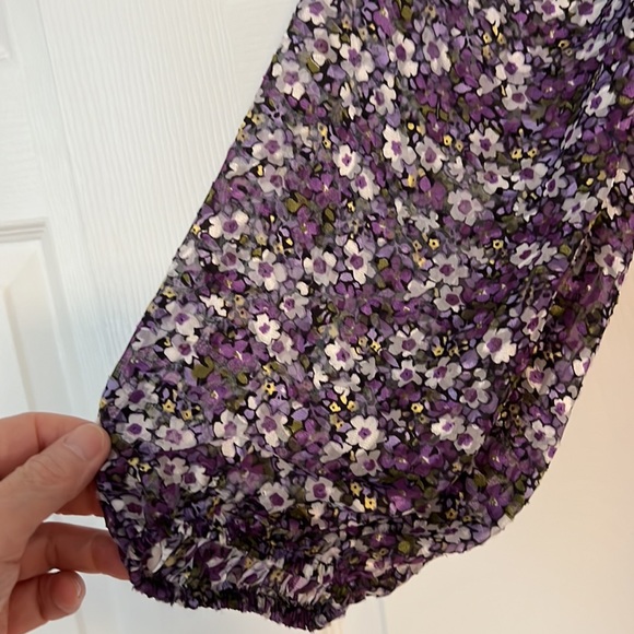 New ASTR Flowered long sleeve Mini Dress - Picture 6 of 8